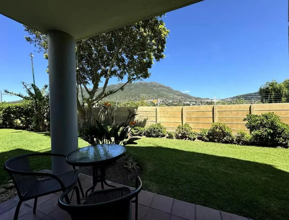 2 Bedroom Apartment, Princess Beach Club, Houtbay Hout Bay Afrique du Sud