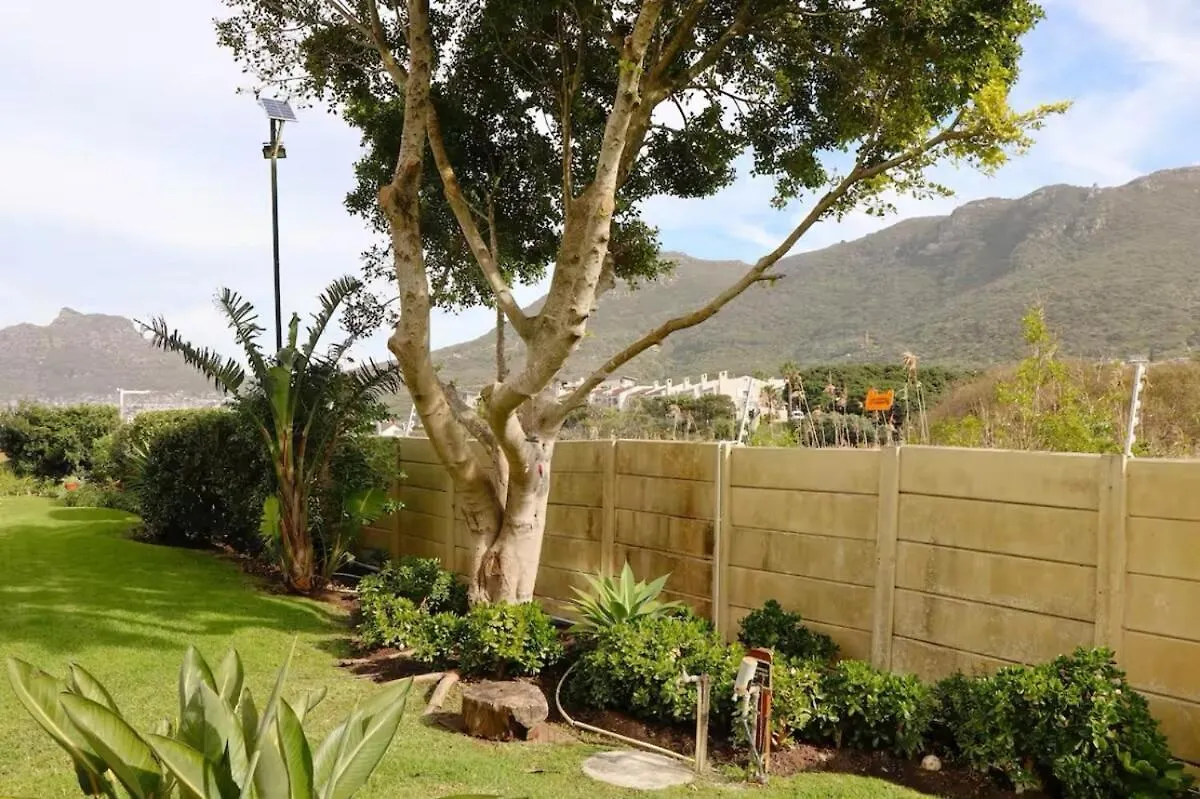 2 Bedroom Apartment, Princess Beach Club, Houtbay Hout Bay